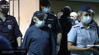 Ефремова увезли в больницу прямо из зала суда
