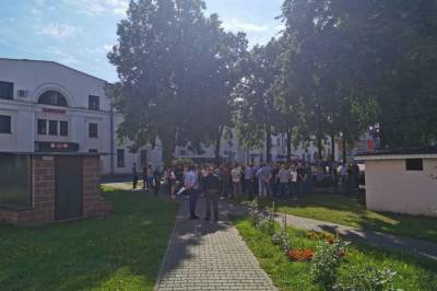 В Беларуси оппозиция организовала масштабные забастовки на электротехническом заводе