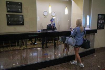 Медработников продолжат бесплатно расселять в гостиницах Москвы