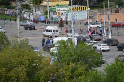 В Магнитогорске перевернулась машина скорой помощи после ДТП