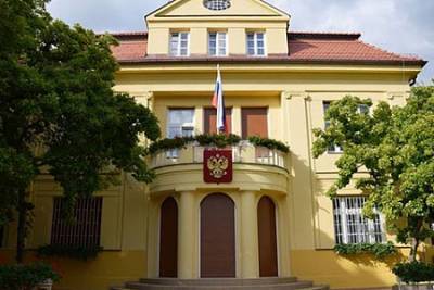 Дипломатов РФ выслали из Братиславы из-за убийства чеченца в Берлине