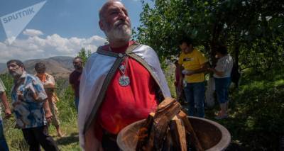 "Слава Ара, слава праотцу Айку": как армянские язычники отметили праздник Навасард в Гарни