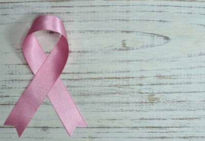 Онкологи назвали продукты, повышающие риск развития рака груди