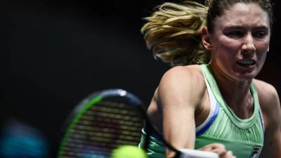 Александрова проиграла Цуренко на старте турнира WTA в Праге