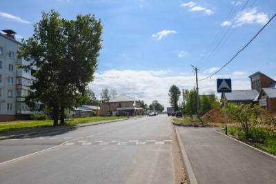 Смоленскому губернатору доложили, какие дороги отремонтируют в Кардымове