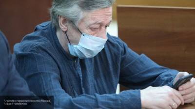Адвокат жены Захарова попросит суд изменить меру пресечения Ефремову