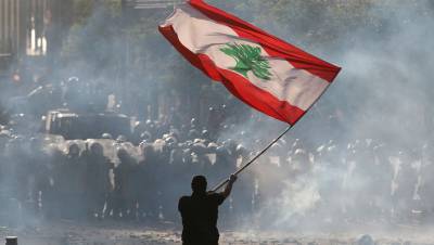 В Бейруте возобновились антиправительственные акции