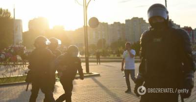 В Минске начались новые задержания: военные останавливают всех подряд. Фото и видео | Мир | OBOZREVATEL