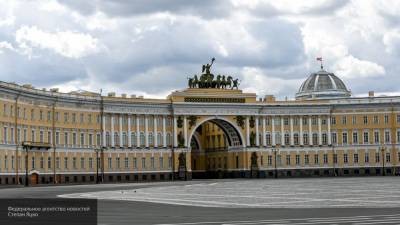 Петербуржцев встревожили слухи о возможном закрытии города осенью