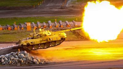Sohu перечислило преимущества танка Т-80 перед «Абрамсом» в Заполярье