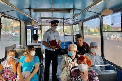 Красноярцев продолжают штрафовать за отсутствие масок в транспорте