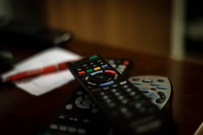 Южноуралец пришел в гости к родственнице и украл телевизор