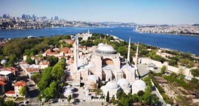 Трансформация собора Святой Софии наносит ущерб равноправию в Турции