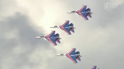 Поздравления с профессиональным праздником принимают военные летчики