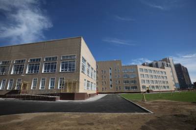 В Невском районе Петербурга ввели в эксплуатацию школу на 825 мест