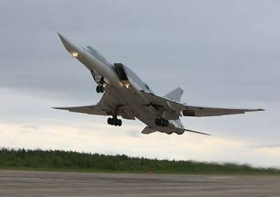 Sohu: Бомбардировщики Ту-22М3М являются серьезной преградой для ВМС США в Черном море
