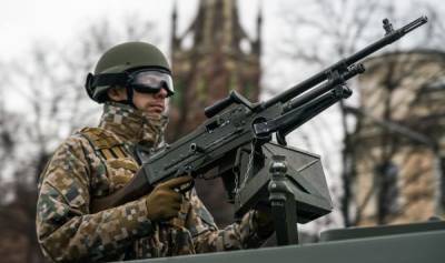 Защищать интересы НАТО: Латвия направит своих военных в Косово