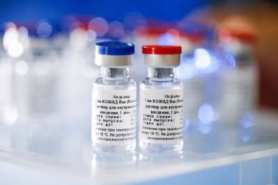 В Минздраве сообщили, когда будут выпущены первые партии вакцины от коронавируса
