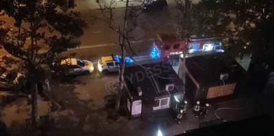 Волна поджогов прокатилась по Одессе, съехались полиция и спасатели: видео ЧП