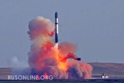 В России объявили о принятии на вооружение ракеты "Сармат"