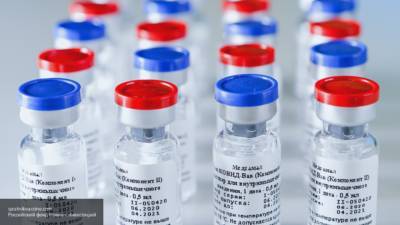 Мурашко анонсировал первый выпуск вакцины от COVID-19