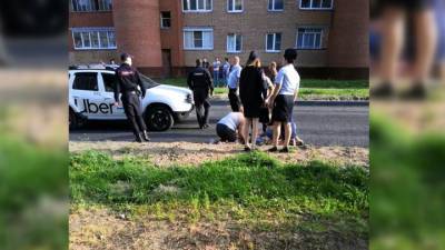 Таксист сбил двух девочек в Подмосковье