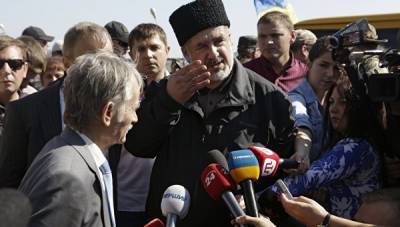 Меджлис* просит правительство Украины "открыть Крым"