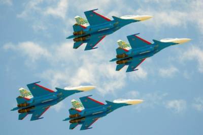 Минобороны РФ купит дополнительную партию истребителей Су-30 и Су-35