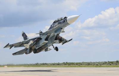 Россия потратит 100 миллиардов рублей на закупку 46 истребителей Су-30СМ2 и Як-130