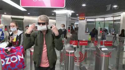 В Москве пассажиров общественного транспорта оштрафовали на 240 миллионов рублей за отсутствие масок и перчаток