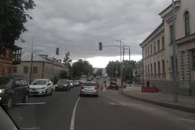 Новый светофор появился на улице Л.Поземского в Пскове