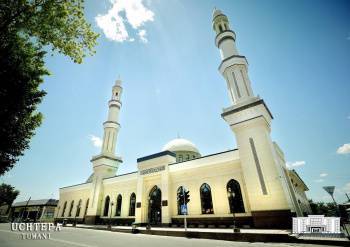 В Узбекистане с 17 августа разрешили возобновить деятельность мечетей и других религиозных организаций
