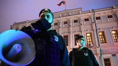 У посольства Белоруссии в Москве задержаны минимум пять человек