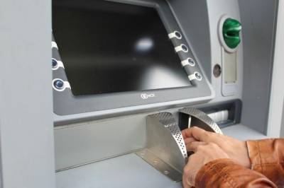 В России могут начать выдавать кредиты через банкоматы по биометрии