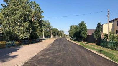 В селе Астраханка ремонтируют дороги