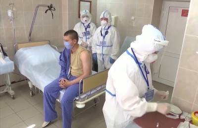 Минздрав России рассказал, когда вакцина от коронавируса начнет поступать в оборот