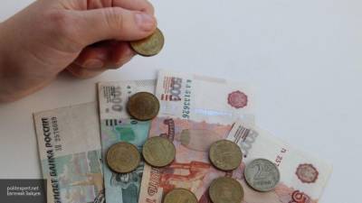 Россияне просят сделать выплату в размере 10 тысяч рублей в августе