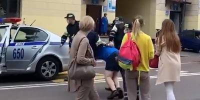 Протесты в Минске: против задержанных украинских волонтеров возбудили уголовное дело