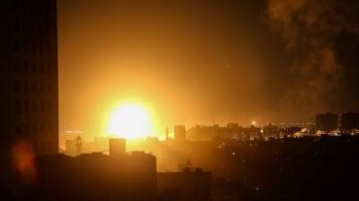 Армия Израиля нанесла серию ударов с бомбардировщиков по военным объектам ХАМАС в секторе Газа