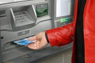 В России будут выдавать кредиты через банкомат по биометрии