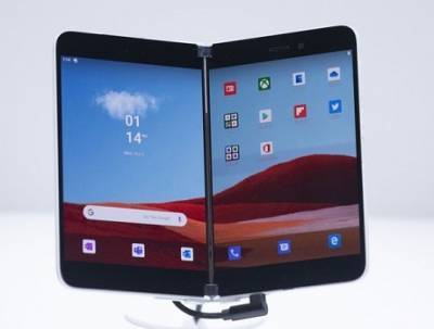 Компания Microsoft анонсировала выпуск смартфона Surface Duo с двумя экранами