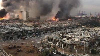 В сети появилось видео ужасающего взрыва в Бейруте (ВИДЕО)