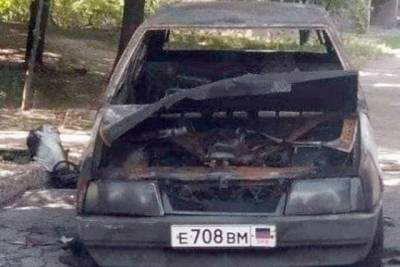 В Донецке взорвали автомобиль