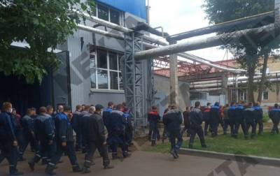 Работники БЕЛАЗа начали забастовку - СМИ