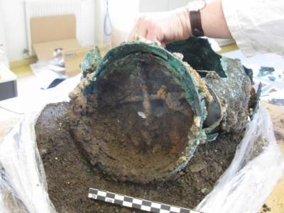 Удивительная находка: археологи обнаружили в древнем соборе «римский самовар»