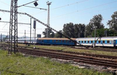 В Чехии с рельсов частично сошел скоростной поезд