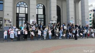 В Минске к протестам присоединились артисты филармонии и рабочие БелАЗа