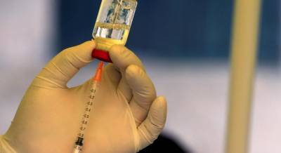 Science: Россия не скоро сможет пользоваться своей вакциной