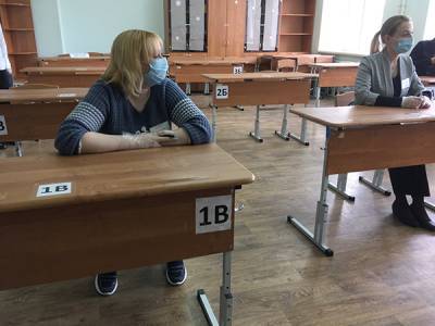 Восемь выпускников в Свердловской области набрали 200 баллов на ЕГЭ