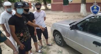 В Ташкентской области задержана группа молодых людей, которая обворовывала автомобили